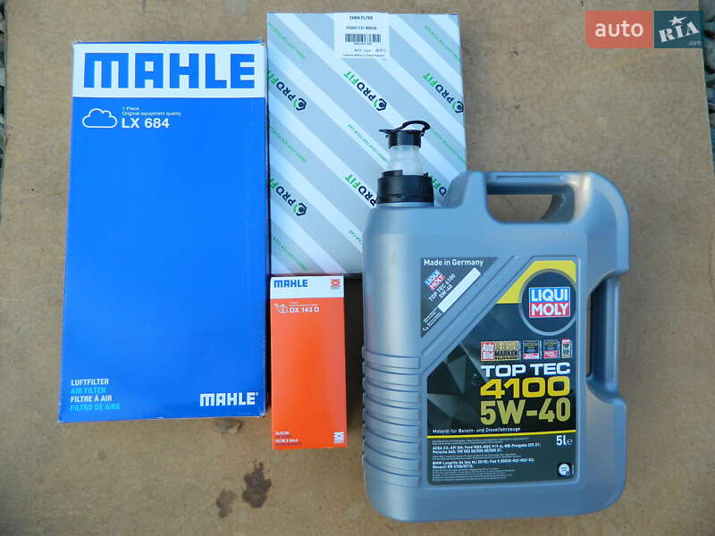 Універсал Volkswagen Golf 2001 в Чернівцях