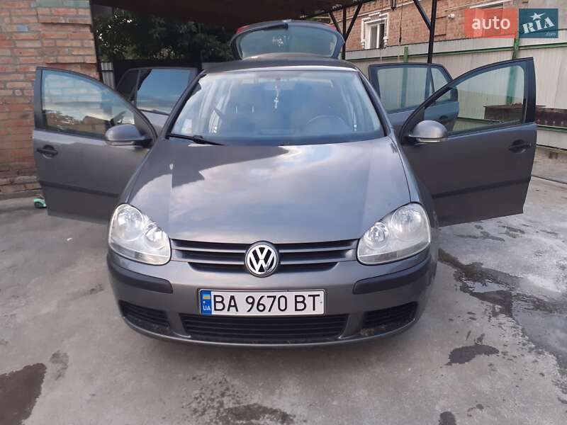 Volkswagen Golf 2005