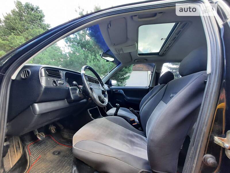 Універсал Volkswagen Golf 1996 в Івано-Франківську