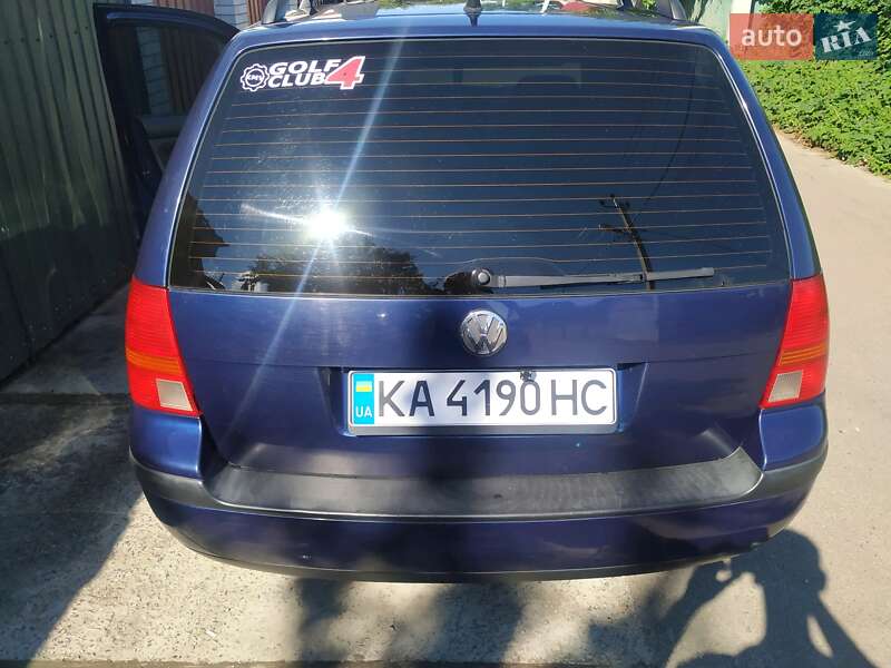Универсал Volkswagen Golf 2001 в Киеве