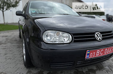 Хэтчбек Volkswagen Golf 2000 в Луцке