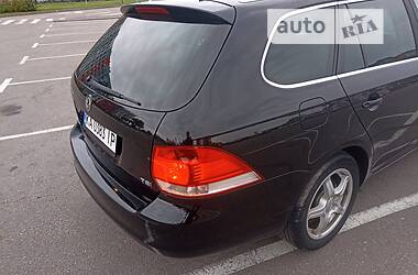 Универсал Volkswagen Golf 2008 в Житомире