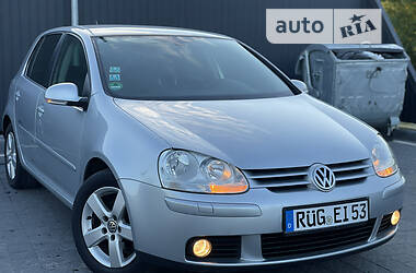 Хетчбек Volkswagen Golf 2008 в Самборі