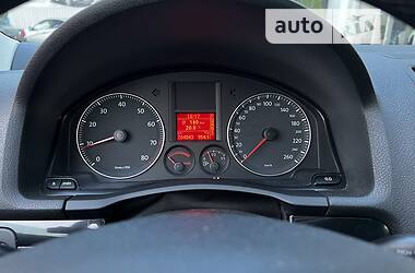 Хэтчбек Volkswagen Golf 2007 в 