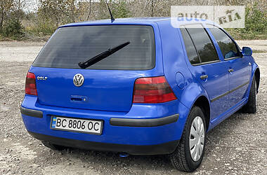 Хэтчбек Volkswagen Golf 2000 в Ровно