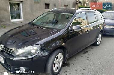 Универсал Volkswagen Golf 2010 в Черновцах