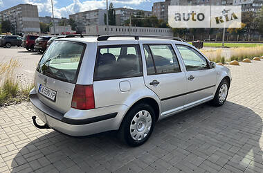 Универсал Volkswagen Golf 2005 в Черкассах