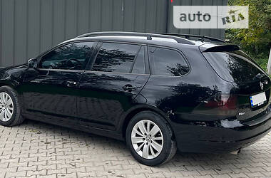 Універсал Volkswagen Golf 2013 в 