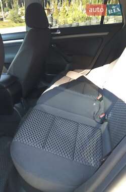 Универсал Volkswagen Golf 2010 в Львове
