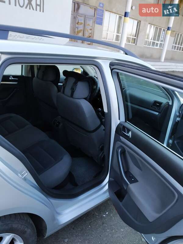 Универсал Volkswagen Golf 2008 в Здолбунове