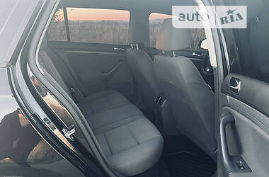 Універсал Volkswagen Golf 2008 в 