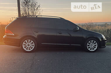 Універсал Volkswagen Golf 2008 в 