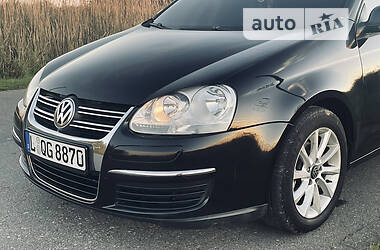 Універсал Volkswagen Golf 2008 в 