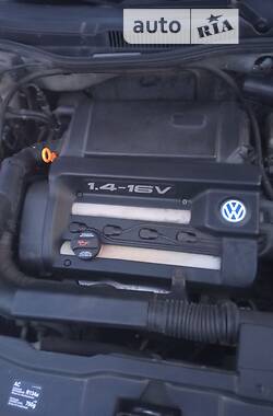Универсал Volkswagen Golf 2000 в 
