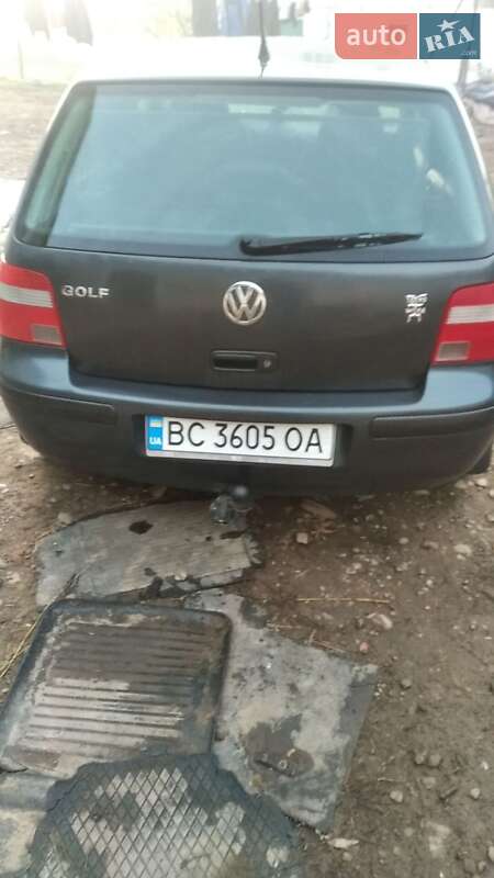 Хетчбек Volkswagen Golf 1999 в Самборі
