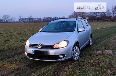 Универсал Volkswagen Golf 2010 в Львове