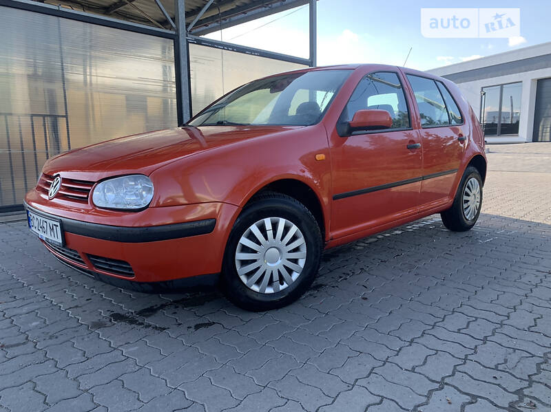 Хэтчбек Volkswagen Golf 1998 в Львове