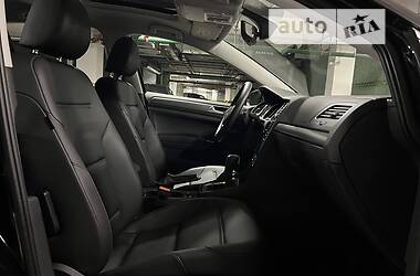 Хетчбек Volkswagen Golf 2020 в 