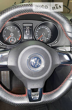 Хэтчбек Volkswagen Golf 2012 в Ровно