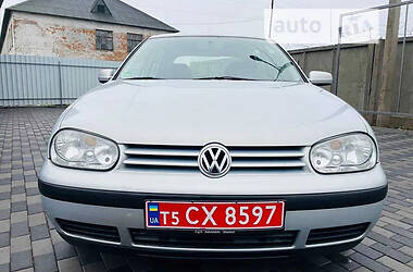 Хэтчбек Volkswagen Golf 2000 в Залещиках