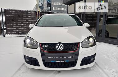 Хэтчбек Volkswagen Golf 2008 в Киеве