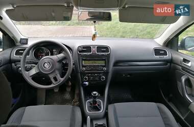 Універсал Volkswagen Golf 2010 в Самборі