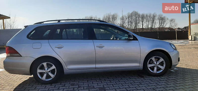 Универсал Volkswagen Golf 2012 в Хмельницком