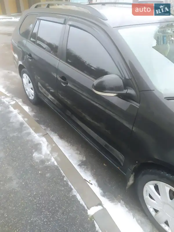 Volkswagen Golf 2011 VIN WVWZZZ1KZBM692103 фото оголошення 5 з 48