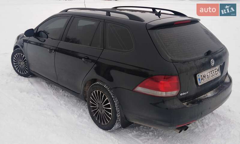 Універсал Volkswagen Golf 2011 в Овручі