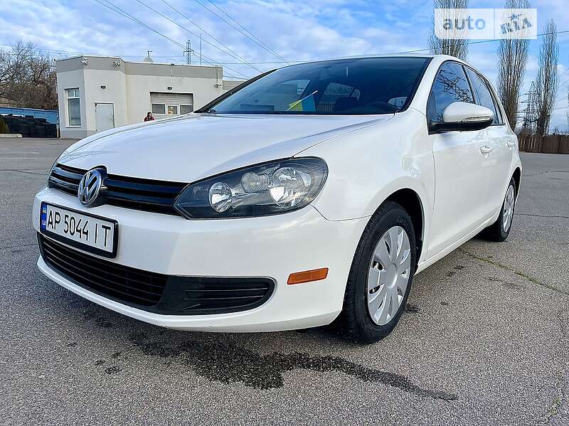 Хэтчбек Volkswagen Golf 2011 в Запорожье
