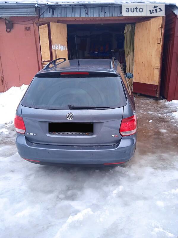 Универсал Volkswagen Golf 2008 в Чернигове