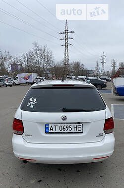 Універсал Volkswagen Golf 2011 в Миколаєві