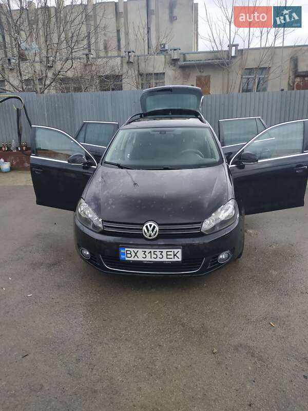 Универсал Volkswagen Golf 2011 в Каменец-Подольском