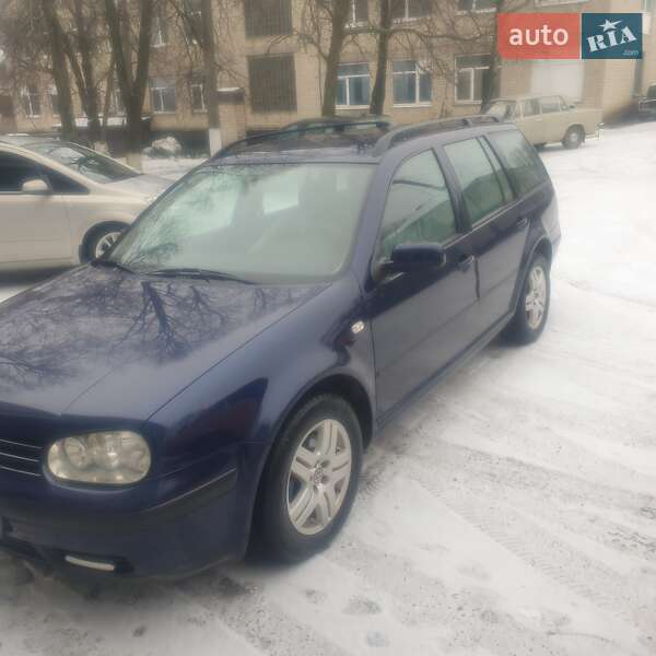 Універсал Volkswagen Golf 2000 в Піщанці