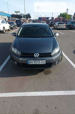 Універсал Volkswagen Golf 2013 в Одесі