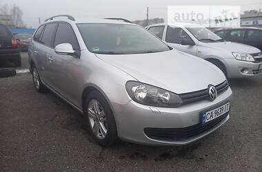 Универсал Volkswagen Golf 2012 в Городище