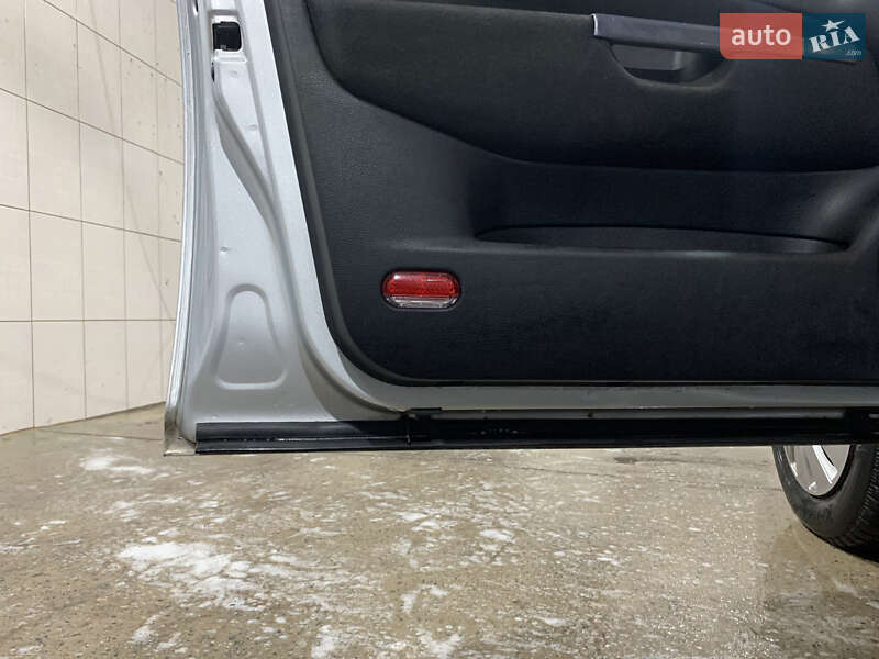 Універсал Volkswagen Golf 2004 в Зачепилівці