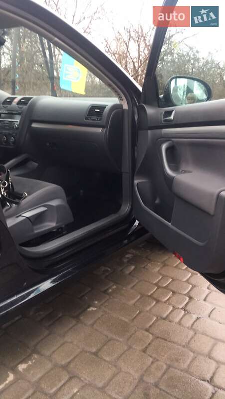 Универсал Volkswagen Golf 2009 в Коростене фото 8 Универсал Volkswagen Golf 2009 в Коростене
