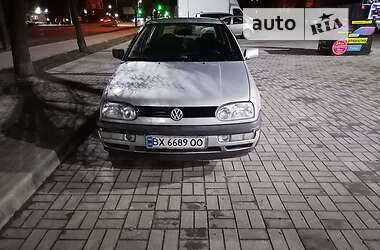 Хэтчбек Volkswagen Golf 1995 в Хмельницком