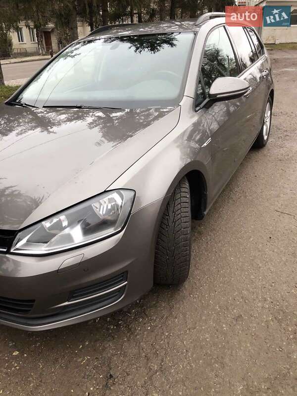 Універсал Volkswagen Golf 2014 в Монастириській