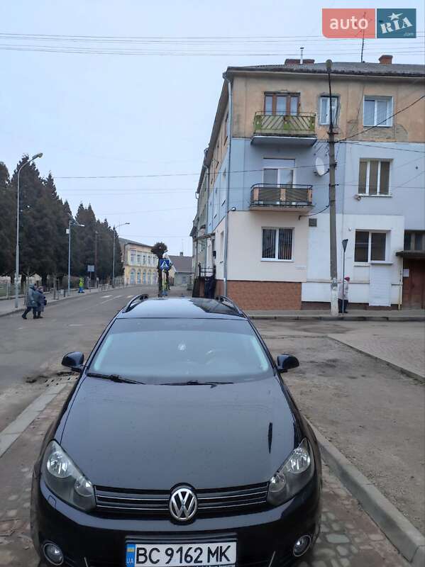 Универсал Volkswagen Golf 2009 в Самборе