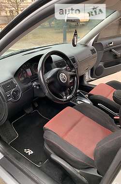 Хетчбек Volkswagen Golf 2002 в Полтаві