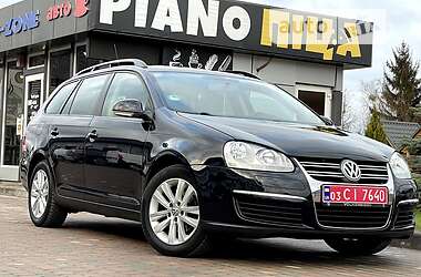 Универсал Volkswagen Golf 2008 в Сарнах