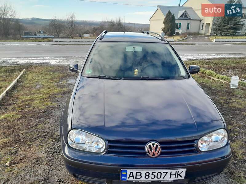 Volkswagen Golf 2002