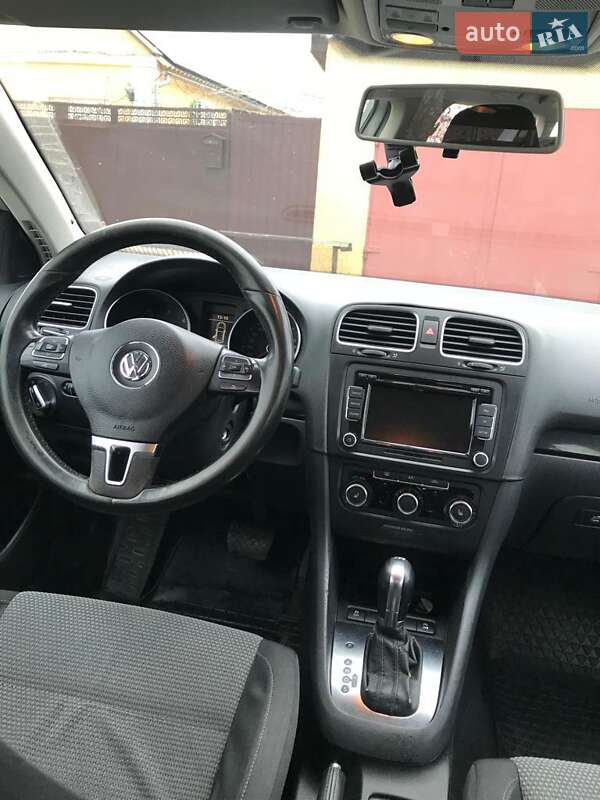 Універсал Volkswagen Golf 2012 в Ізмаїлі