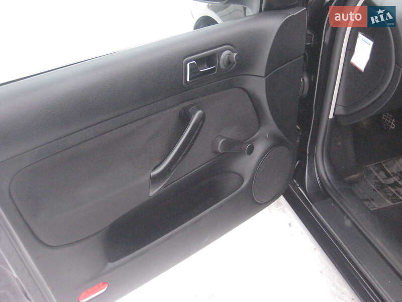 Универсал Volkswagen Golf 2001 в Ивано-Франковске