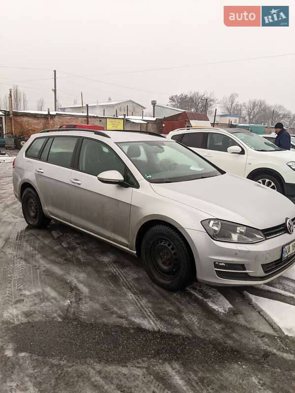 Універсал Volkswagen Golf 2013 в Києві