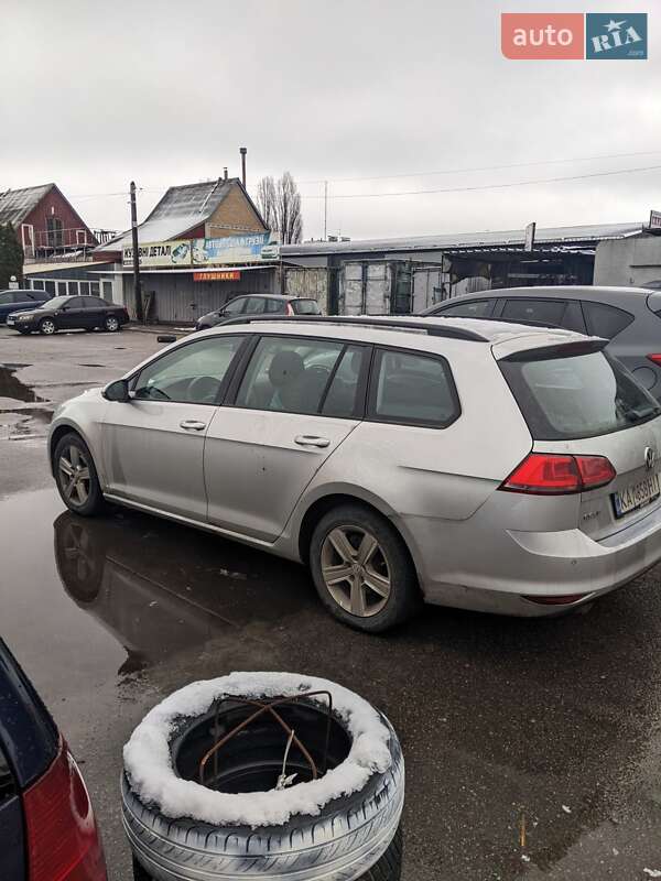 Універсал Volkswagen Golf 2013 в Києві