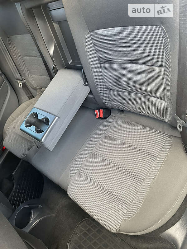 Хэтчбек Volkswagen Golf 2011 в Запорожье