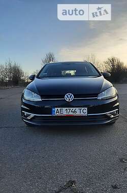 Универсал Volkswagen Golf 2018 в Кривом Роге
